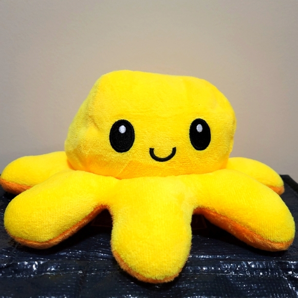 MEDIUM Reversible Octopus 30/40 CM - Picture 2 of 3